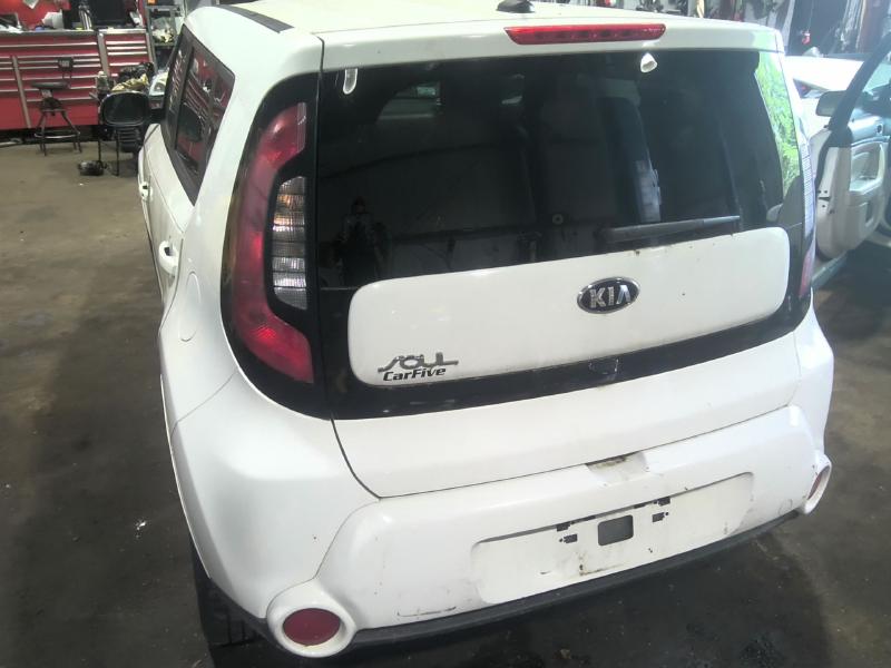 2016 Kia Soul WHITE Photo 11