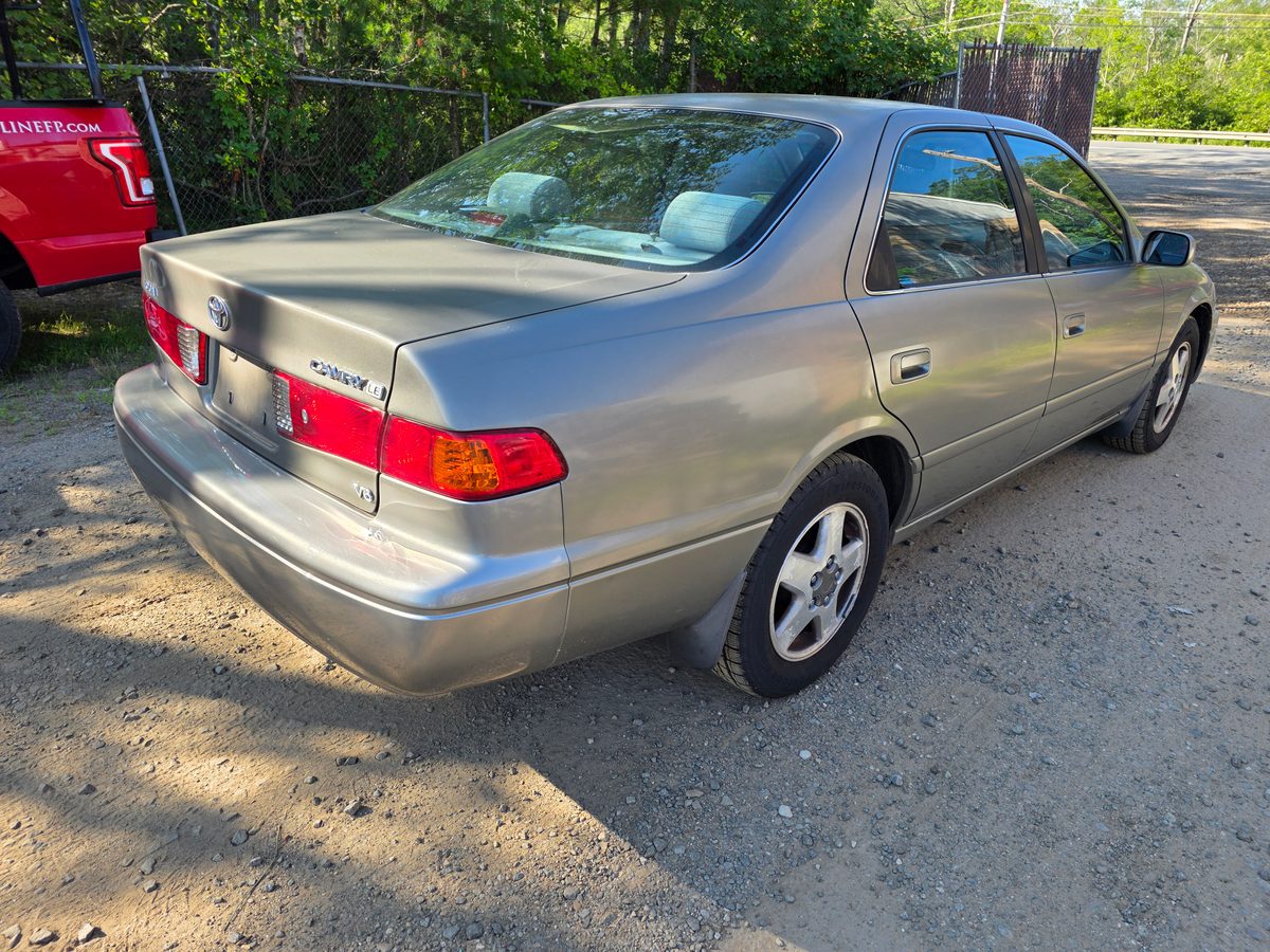2001 Toyota Camry LE V6 Lunar Mist Metallic - passenger side profile