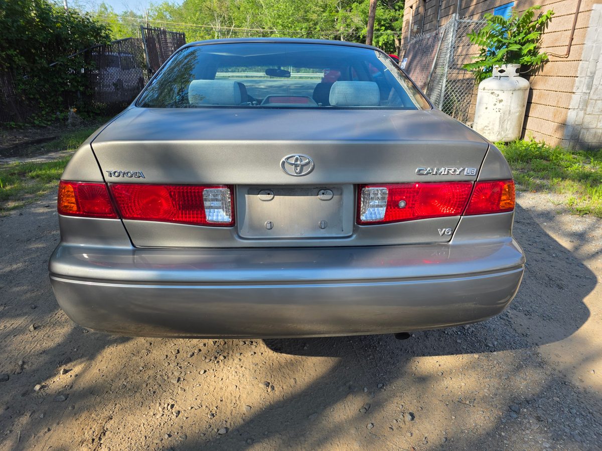 2001 Toyota Camry LE V6 Lunar Mist Metallic - engine bay 1MZ-FE V6