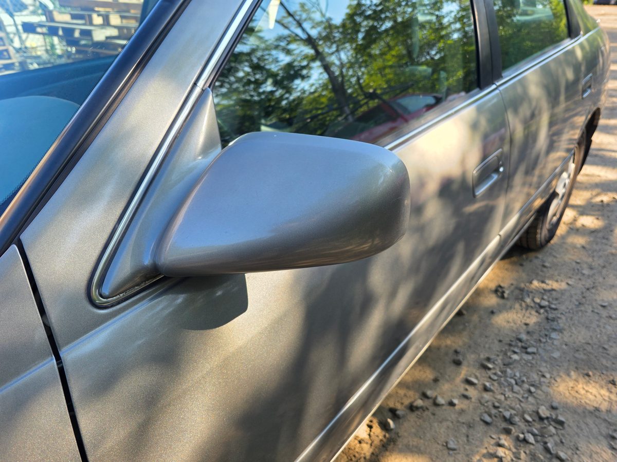 2001 Toyota Camry LE V6 Lunar Mist Metallic - suspension and undercarriage