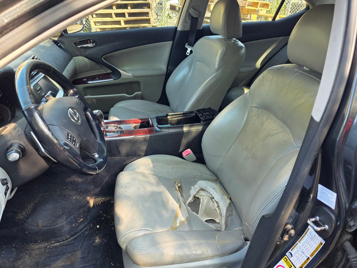 2007 Lexus IS 250 AWD Smoky Granite Mica - taillight detail