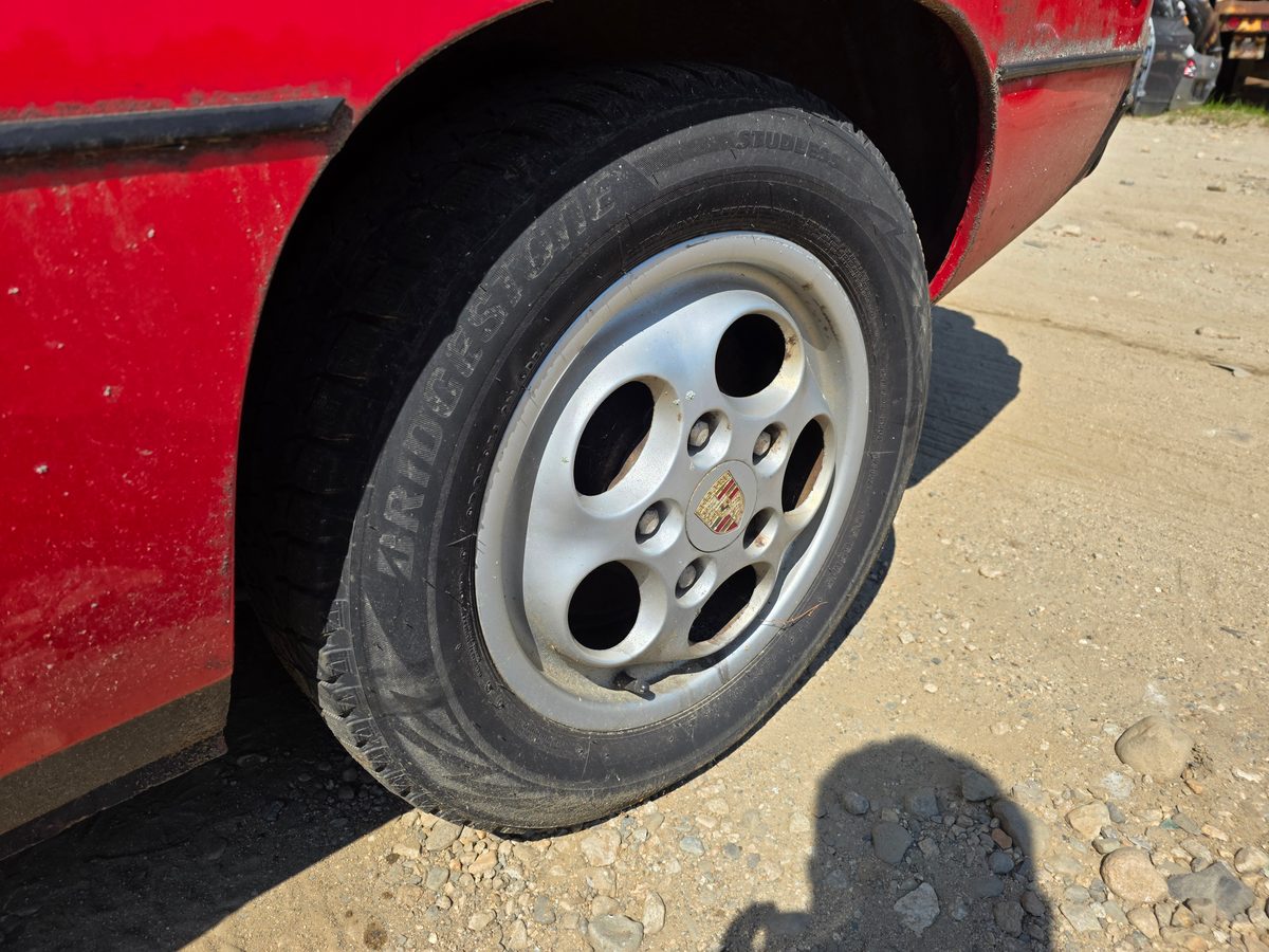 Porsche 924 Red Guards Red - rear hatch and taillights