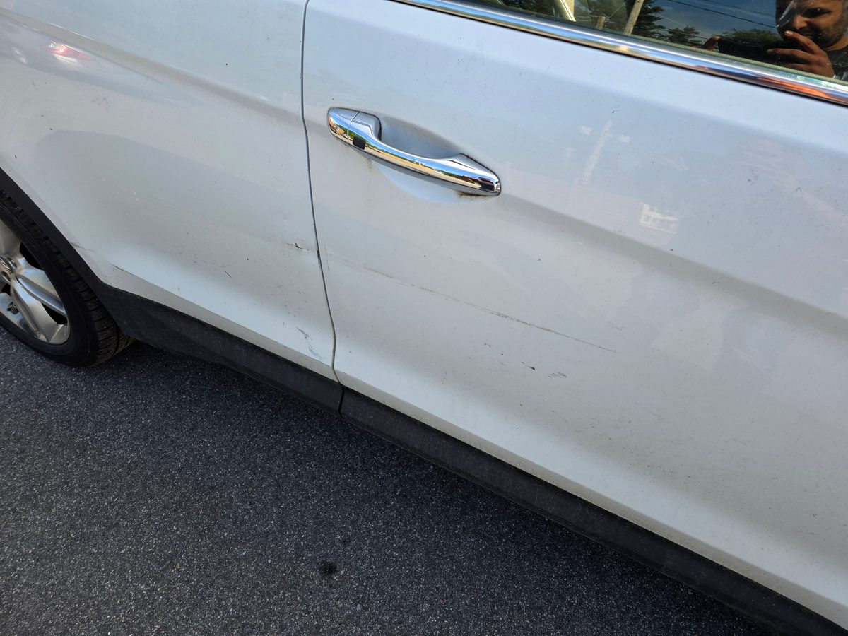 2013 Hyundai Santa Fe Sport 2.0T Snow White Pearl - undercarriage front