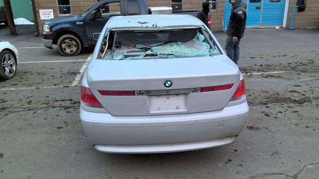 2002 BMW 745i SILVER Photo 2