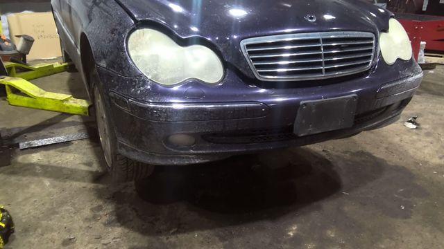 2002 Mercedes-Benz C-Class DARK BLUE Photo 12