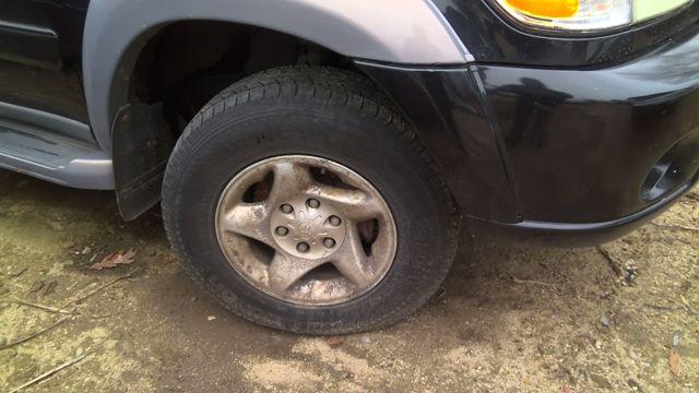 2002 Toyota Sequoia BLACK Photo 2