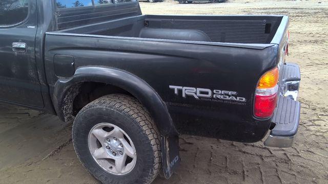 2002 Toyota Tacoma DARK GREEN Photo 6