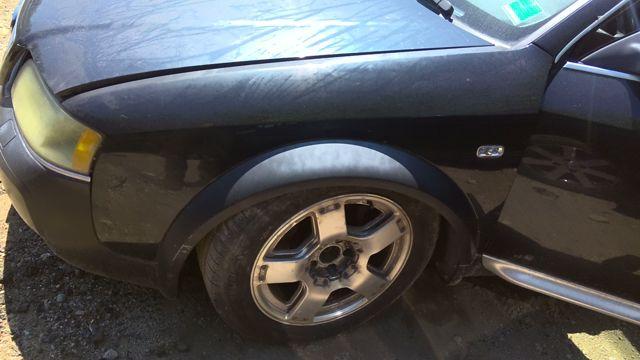 2003 Buick Allure BLACK Photo 2