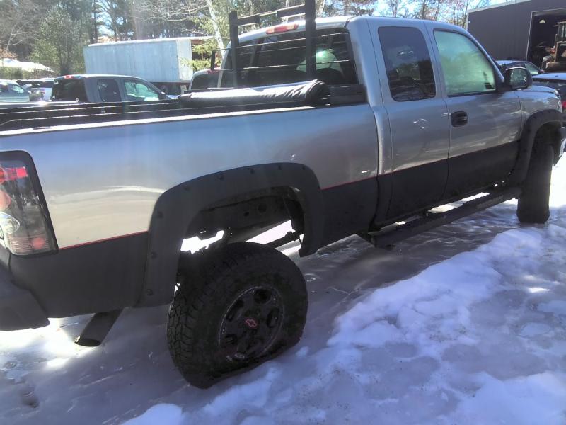 2003 Chevrolet Silverado 1500 Photo 13