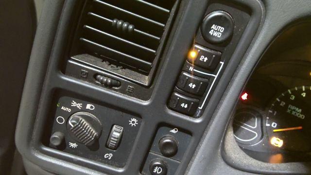 2003 Chevrolet Silverado 1500 SILVER Photo 9