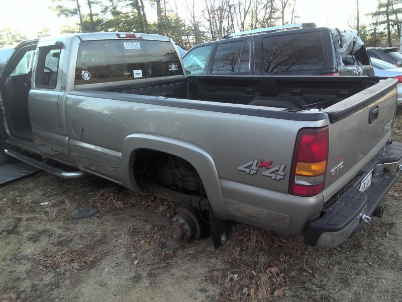 2003 GMC Sierra 2500  Photo 14