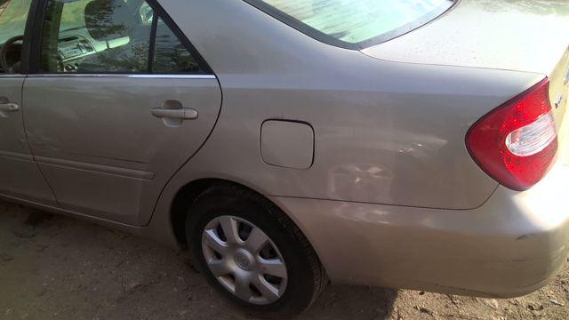 2003 Toyota Camry GOLD Photo 13
