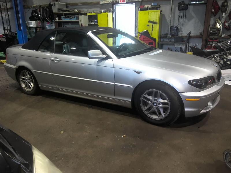 2004 BMW 325i SILVER Photo 9