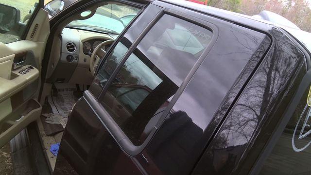 2004 Ford F-150 BLACK Photo 12