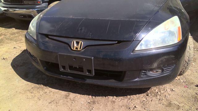 2004 Honda Accord BLACK Photo 2