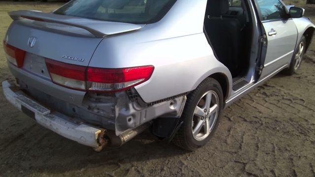 2004 Honda Accord SILVER Photo 5