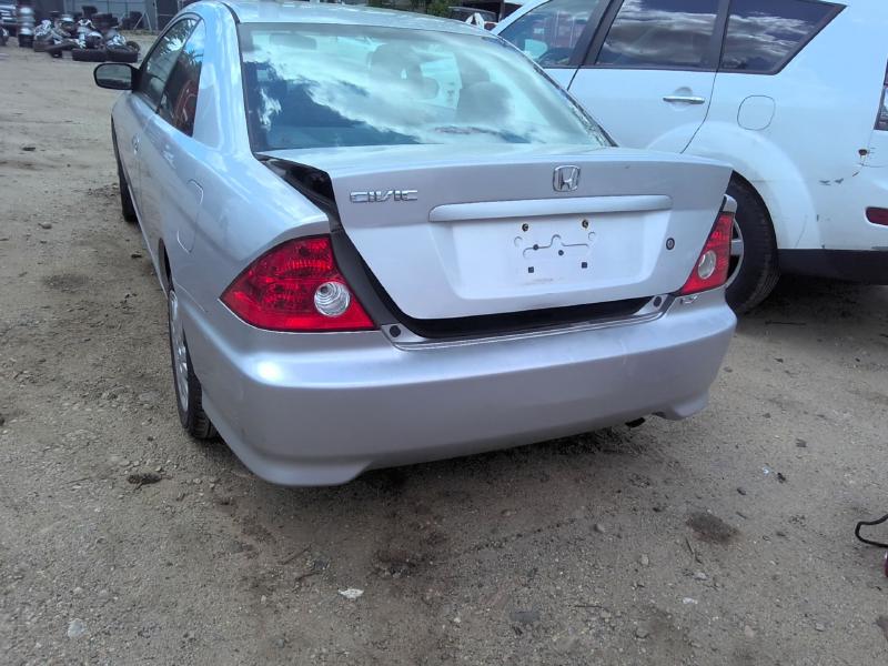 2004 Honda Civic SILVER Photo 13