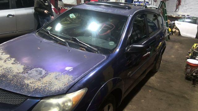 2004 Pontiac Vibe DARK BLUE Photo 13