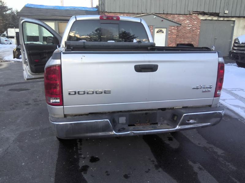 2004 RAM 1500 SILVER Photo 10