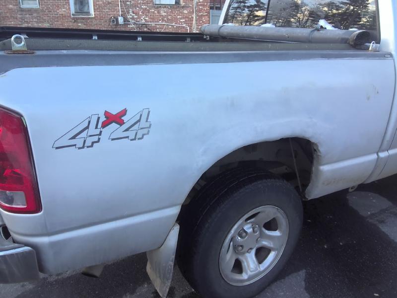 2004 RAM 1500 SILVER Photo 12