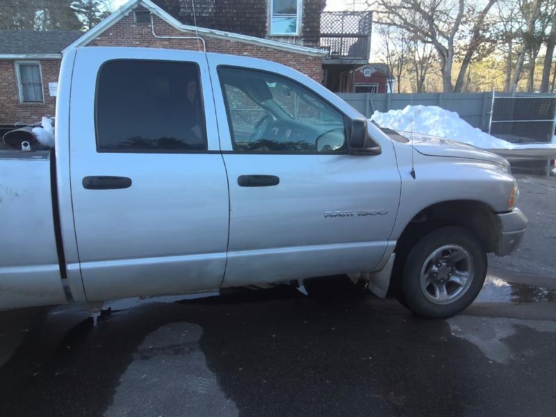 2004 RAM 1500 SILVER Photo 13