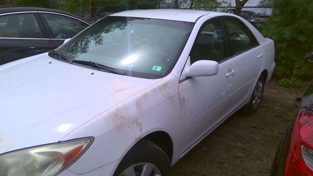 2004 Toyota Camry WHITE Photo 3