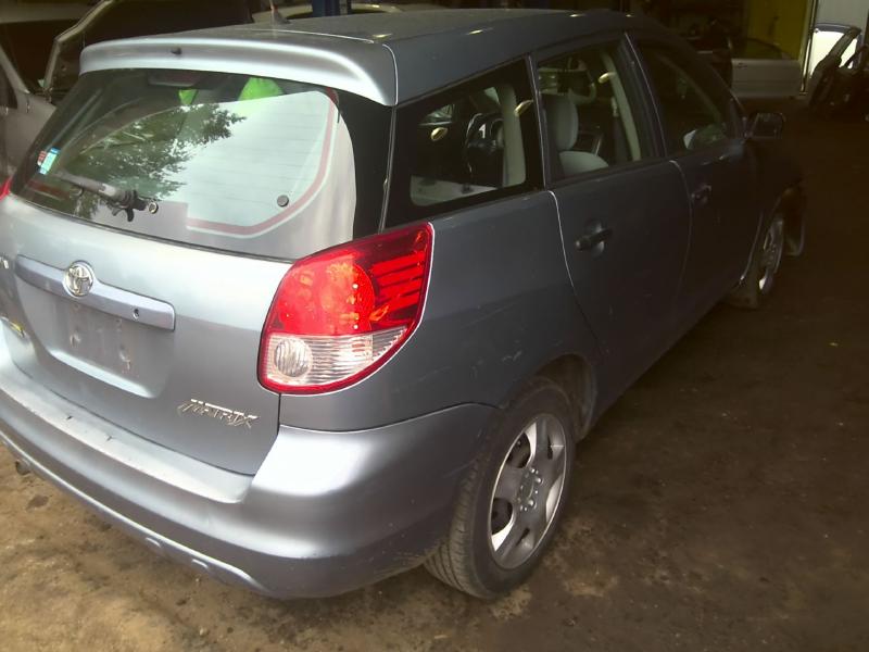 2004 Toyota Toyota Matrix LIGHT BLUE Photo 6