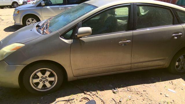 2004 Toyota Prius BRONZE Photo 2