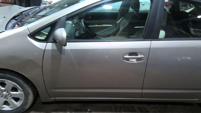 2004 Toyota Prius GOLD Photo 12