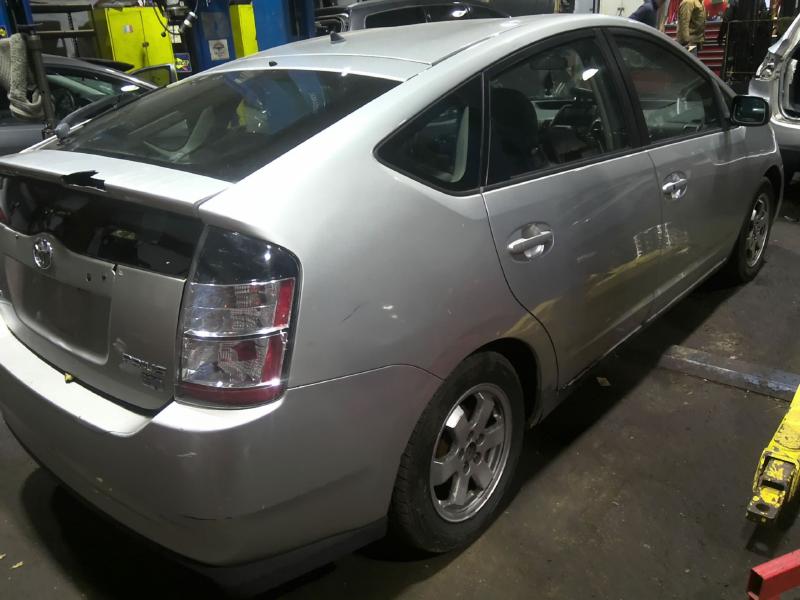 2004 Toyota Prius SILVER Photo 3