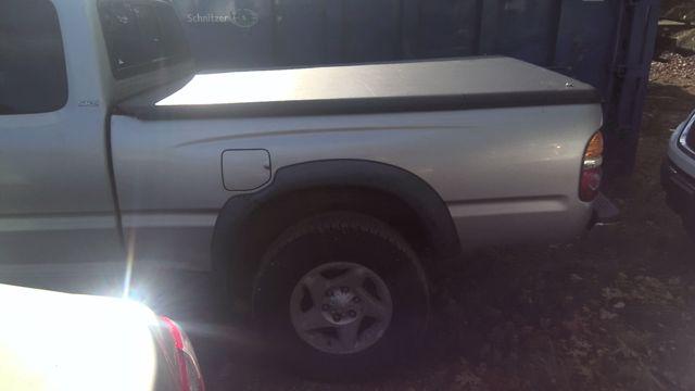 2004 Toyota Tacoma SILVER Photo 12