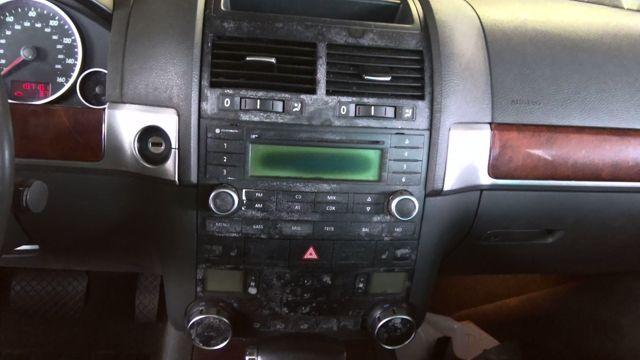2004 Volkswagen Touareg BLUE Photo 8