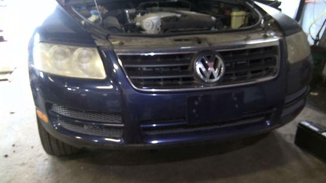 2004 Volkswagen Touareg BLUE Photo 3