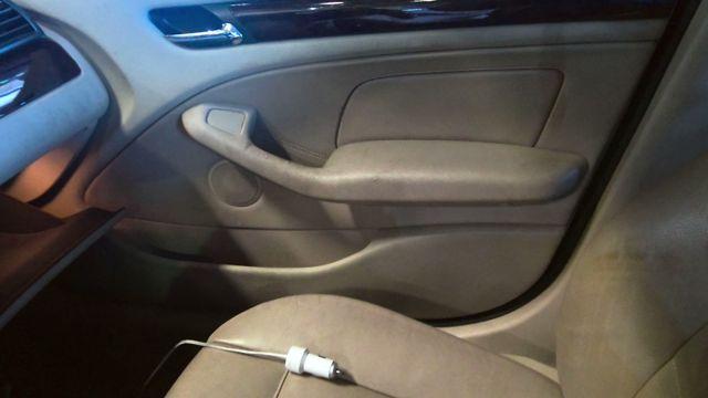 2005 BMW 330i WHITE Photo 15