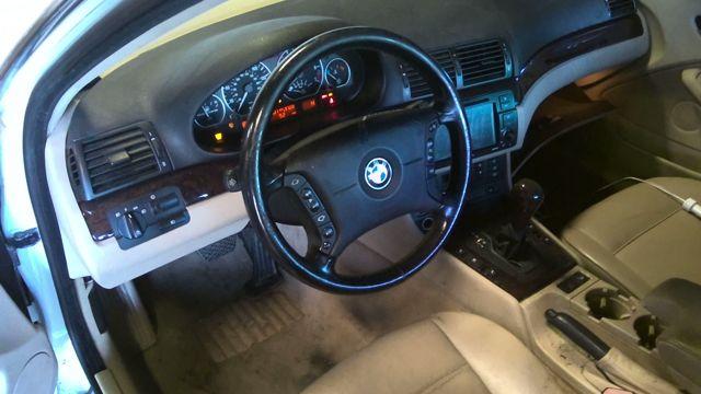 2005 BMW 330i WHITE Photo 3