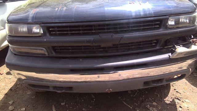 2005 Chevrolet Suburban 1500 BLACK Photo 7