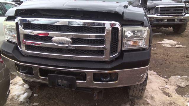 2005 Ford F-350 Super Duty BLUE Photo 5