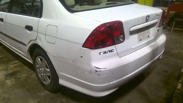 2005 Honda Civic WHITE Photo 8