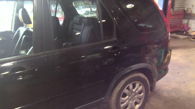 2005 Honda CR-V BLACK Photo 7