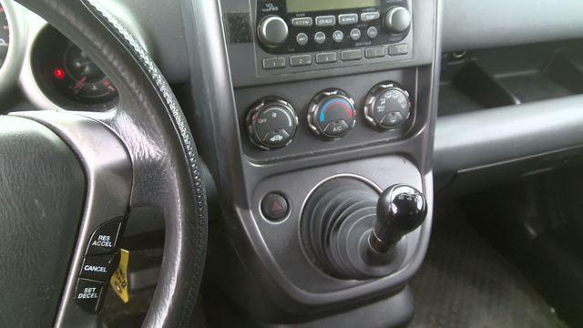 2005 Honda Honda Element  Photo 2