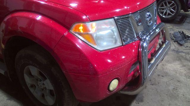 2005 Nissan Pathfinder RED Photo 9