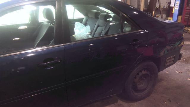 2005 Toyota Camry BLUE Photo 12