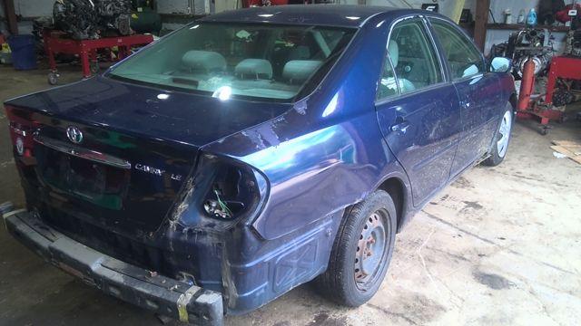 2005 Toyota Camry BLUE Photo 3