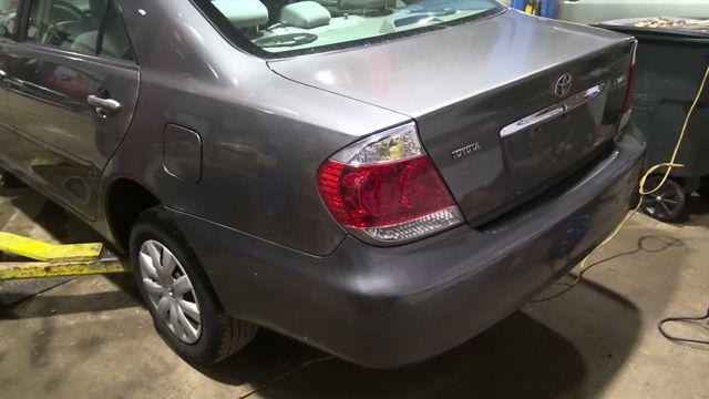 2005 Toyota Camry GRAY Photo 6