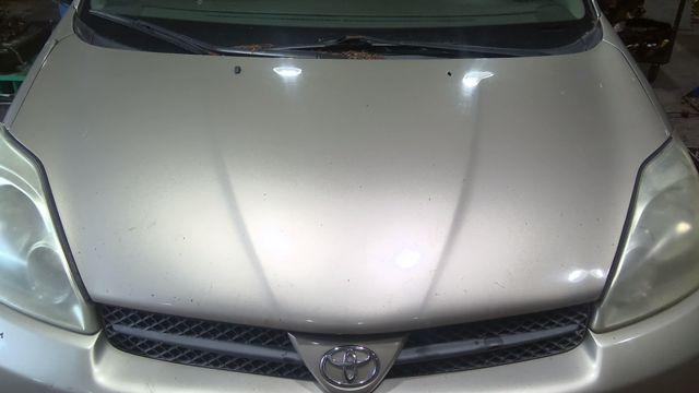 2005 Toyota Sienna GOLD Photo 12