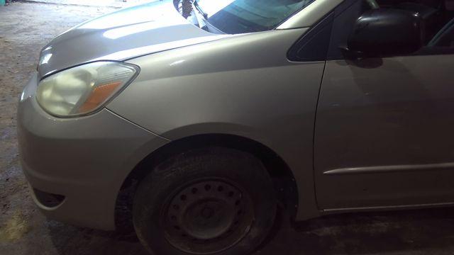 2005 Toyota Sienna GOLD Photo 14