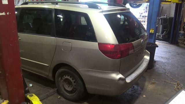 2005 Toyota Sienna GOLD Photo 5