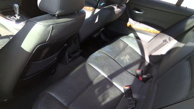 2006 BMW 325i Photo 3