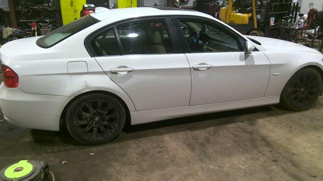 2006 BMW 325i WHITE Photo 6