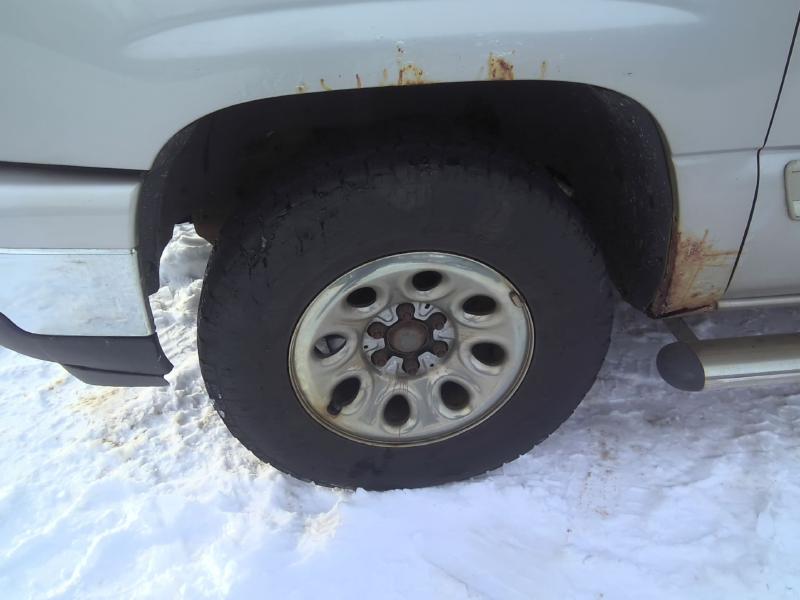 2006 Chevrolet Silverado 1500 GOLD Photo 2